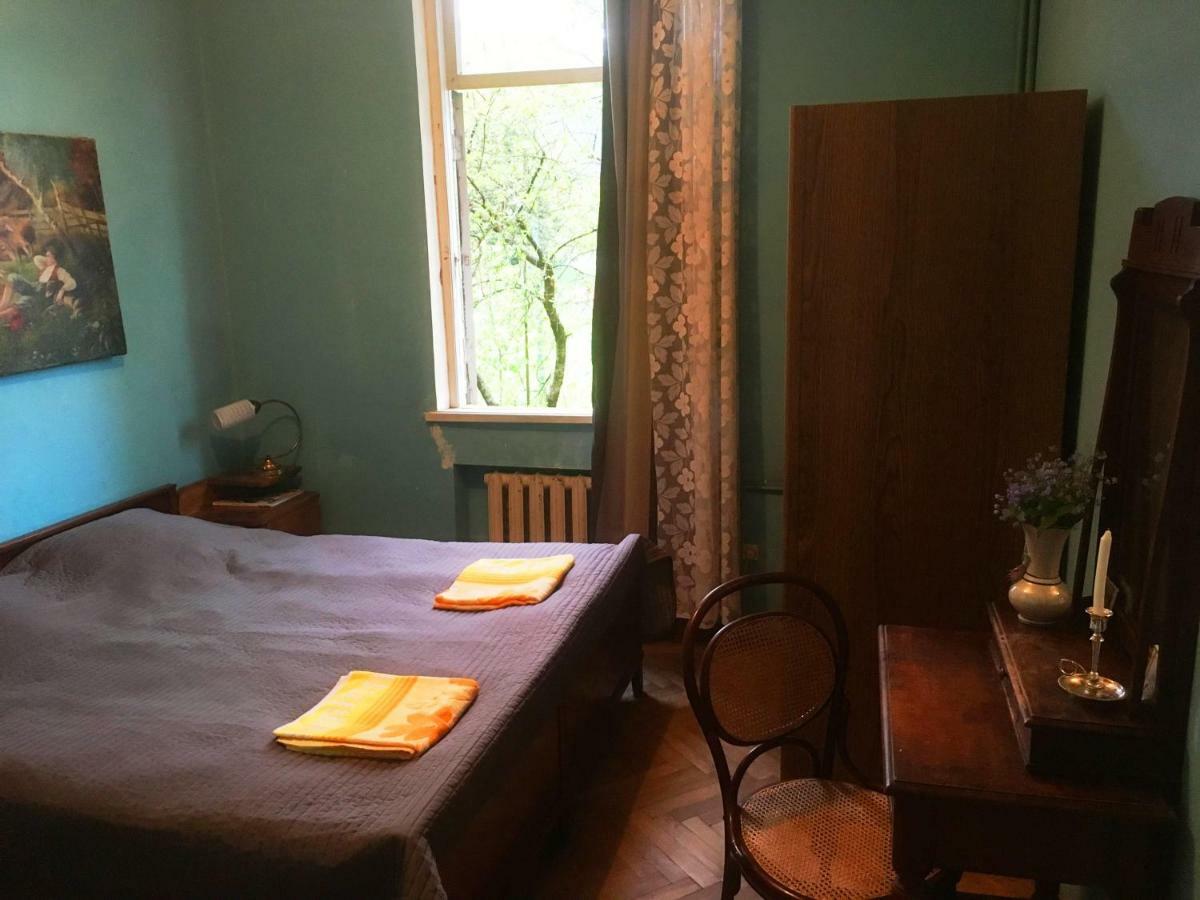 Maison d'hôtes Ambrosador à Ambrolaouri Extérieur photo
